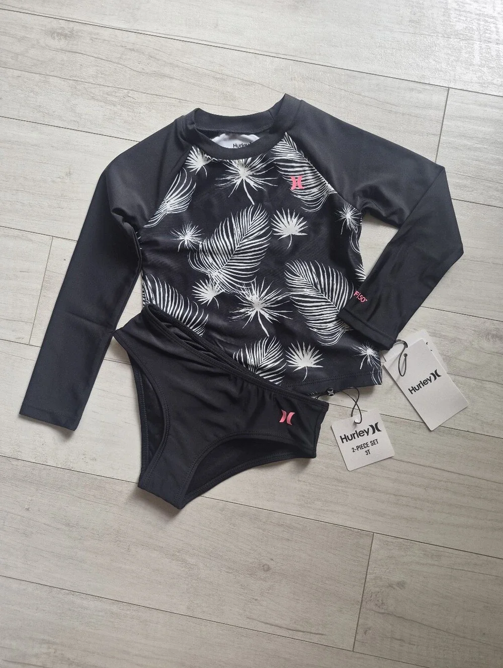 Hurley midnight palms